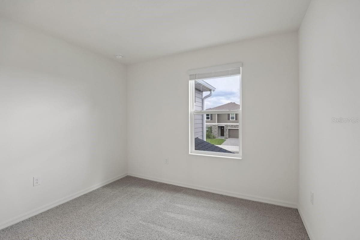 Townhouse at 631 MEADOWS EDGE PL, LAKE WALES, photo 12 of 17