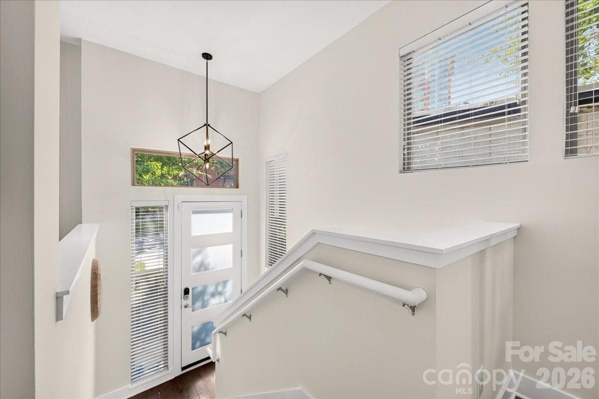 Townhouse at 2010 Hawkins Street, Charlotte, photo 18 of 48