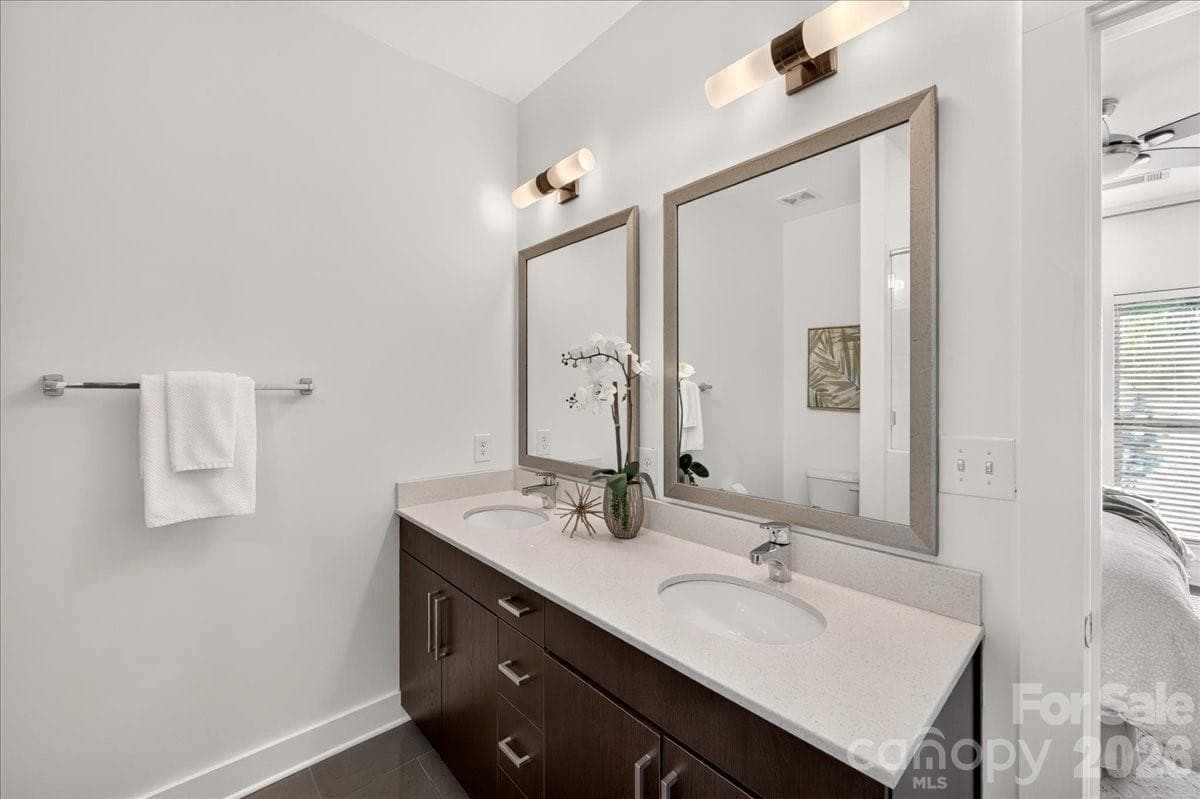 Townhouse at 2010 Hawkins Street, Charlotte, photo 27 of 48