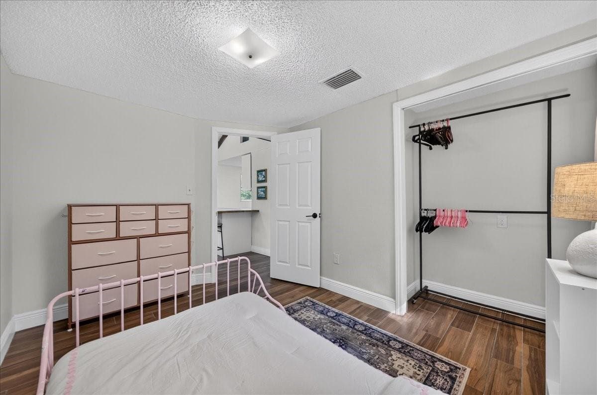 Single Family Residence at 4417 RIVER DR, VALRICO, photo 22 of 60