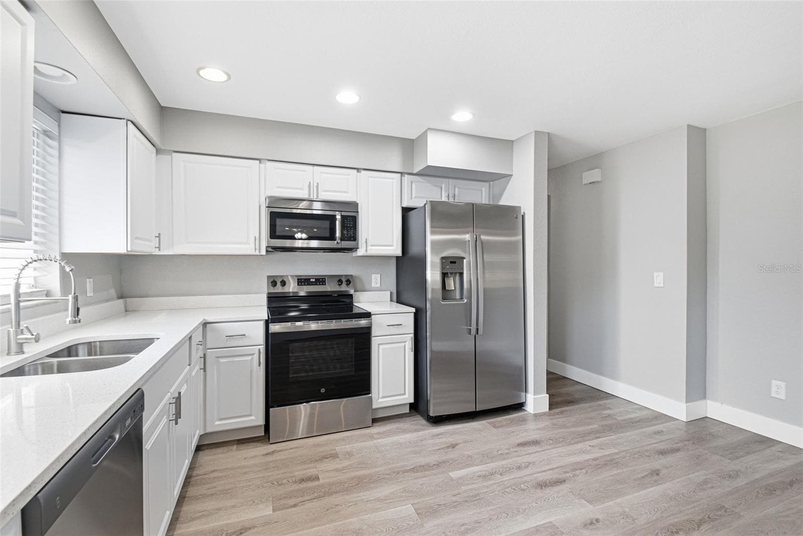 Single Family Residence at 310 93RD AVE N, ST PETERSBURG, photo 19 of 50