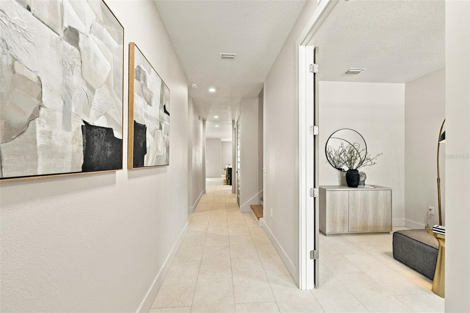 Single Family Residence at 3203 W WYOMING AVE, TAMPA, photo 7 of 59