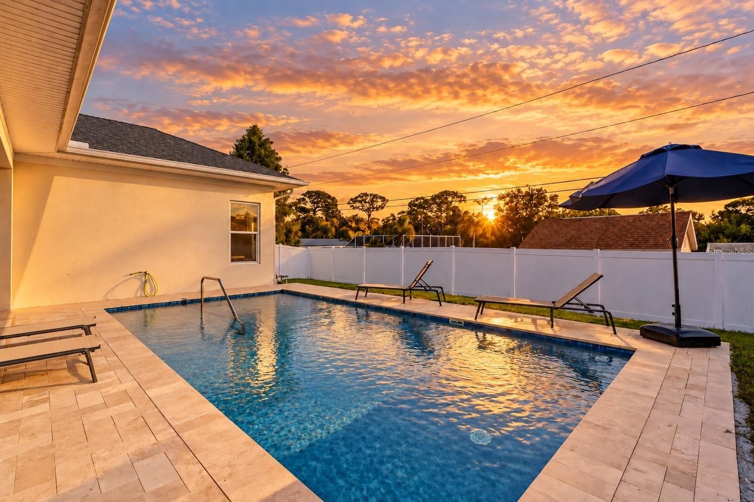 Single Family Residence at 2985 BREEZY MEADOWS DR, CLEARWATER, photo 4 of 48