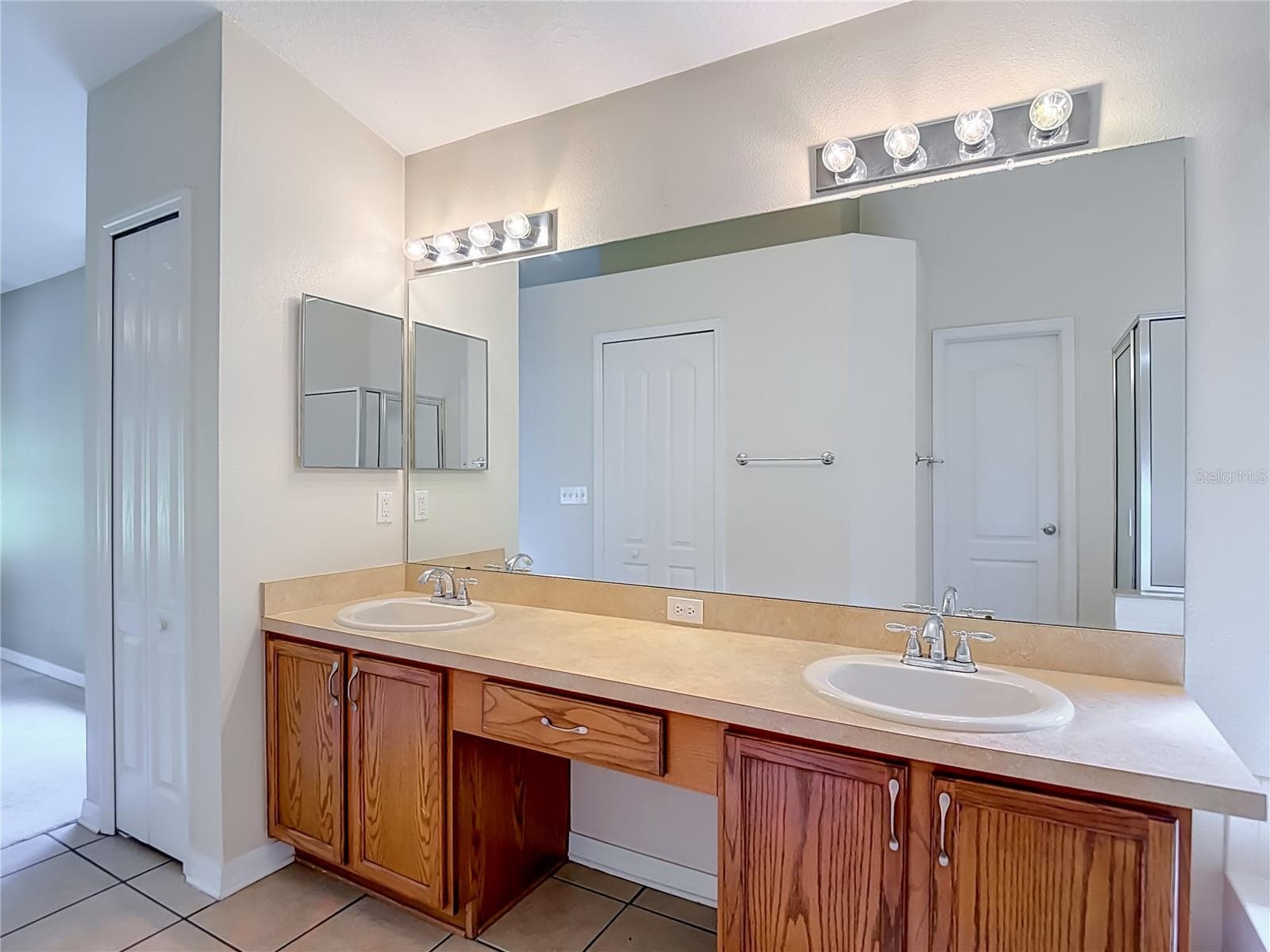 Single Family Residence at 18453 CYPRESS BAY PKWY, LAND O LAKES, photo 30 of 54