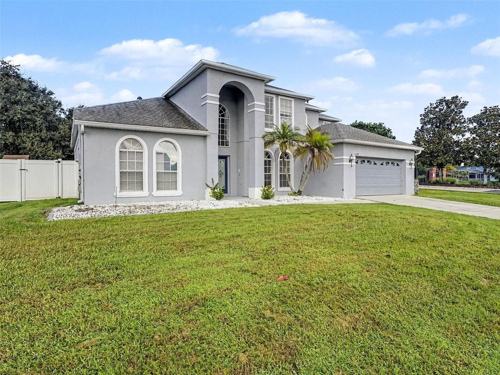 Single Family Residence at 2102 GREEN ASH CT, WINTER GARDEN, photo 4 of 63