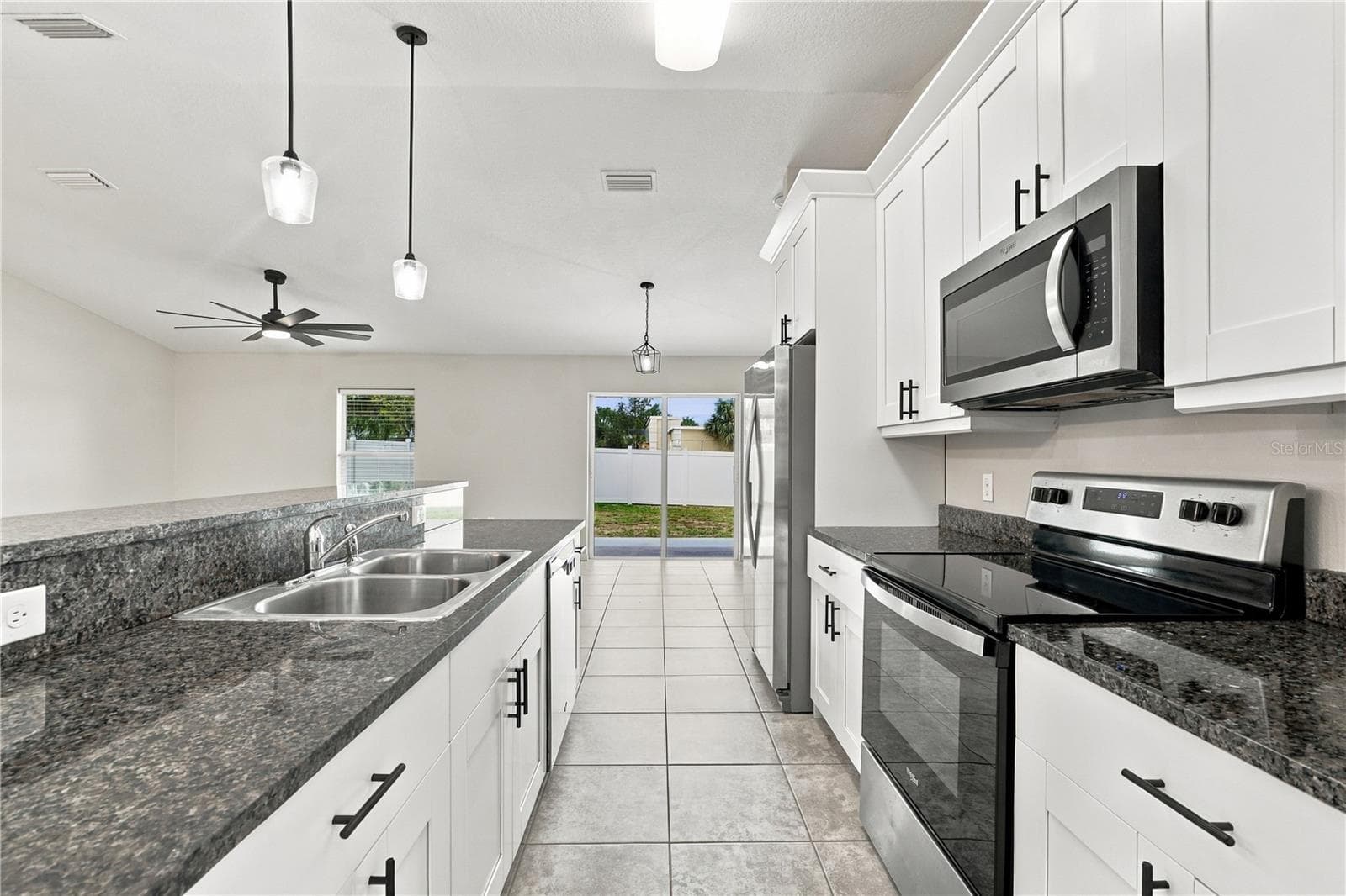 Single Family Residence at 1324 AUBURN ST, LAKELAND, photo 10 of 33
