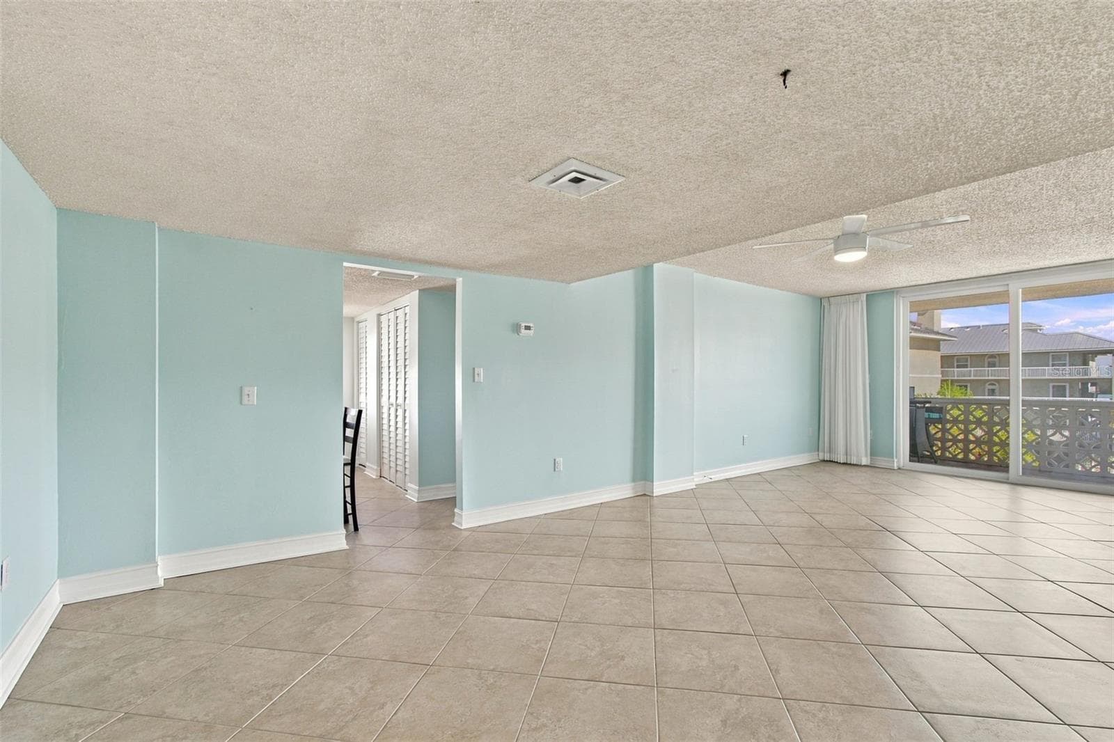 Condominium at 9 FORBES PL #412, DUNEDIN, photo 15 of 95