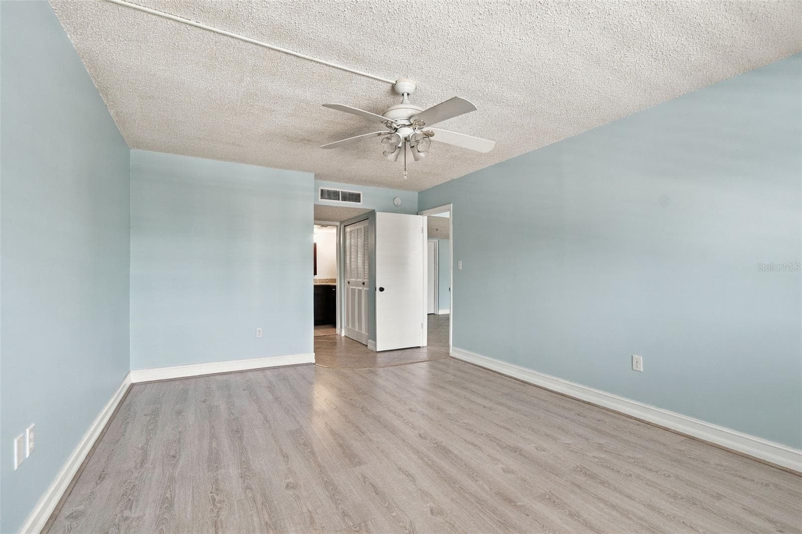 Condominium at 9 FORBES PL #412, DUNEDIN, photo 20 of 95