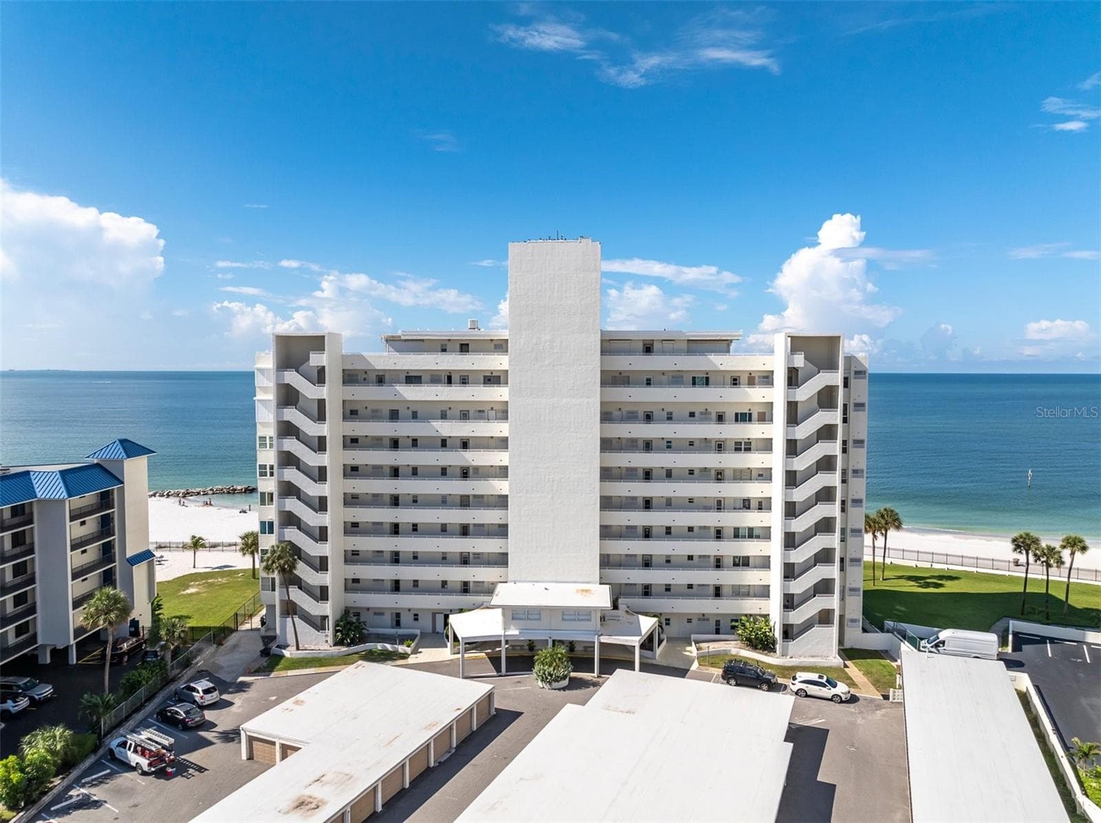 7000 BEACH PLZ #303
