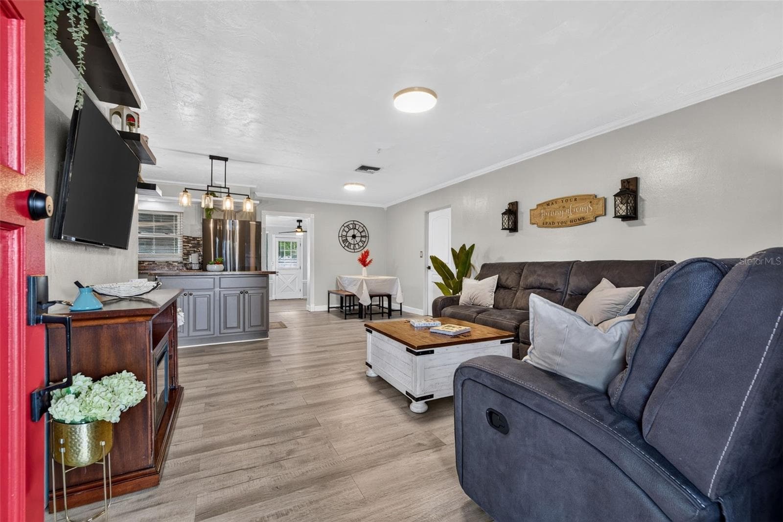 Single Family Residence at 11048 116TH ST, SEMINOLE, photo 5 of 32