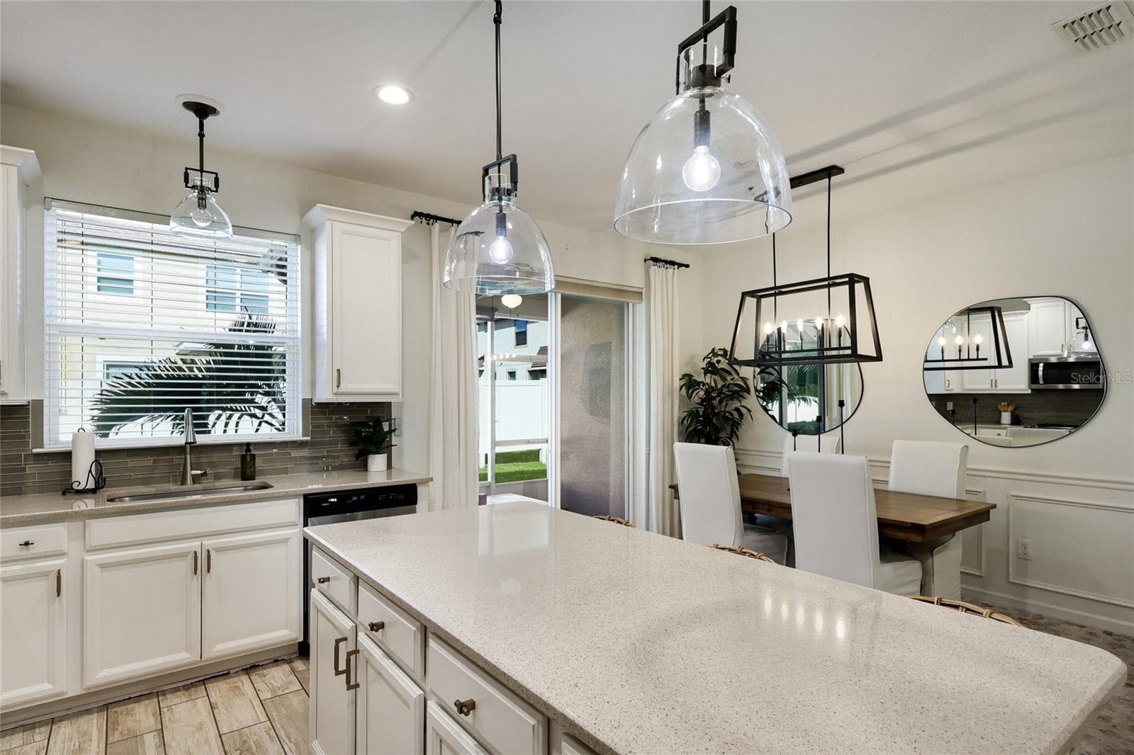 Townhouse at 5032 SKYVIEW LN, BRADENTON, photo 11 of 38