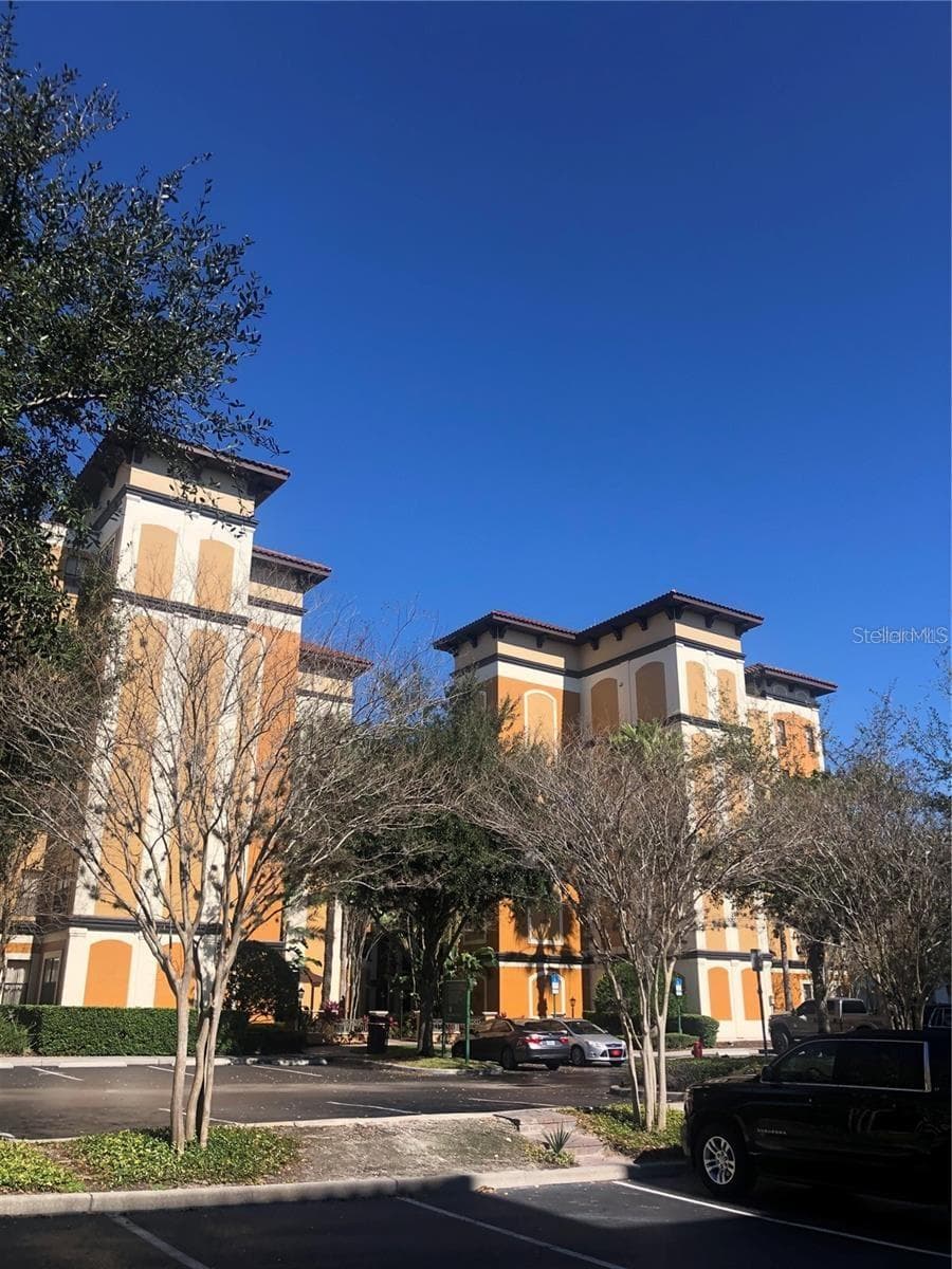 12527 FLORIDAYS RESORT DR #311E
