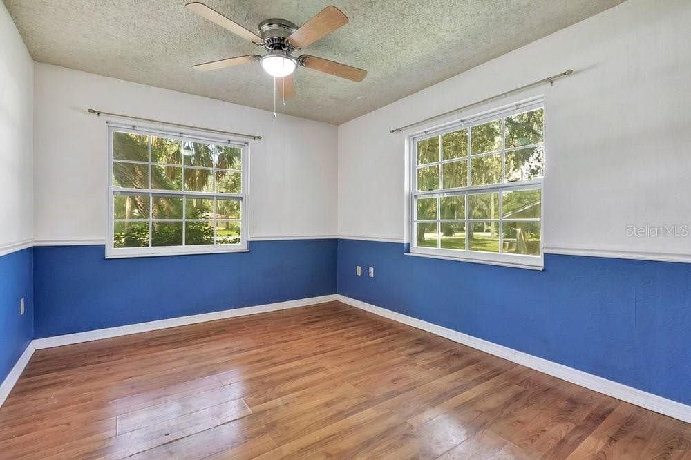 Single Family Residence at 1121 OLD POLK CITY RD, LAKELAND, photo 17 of 47
