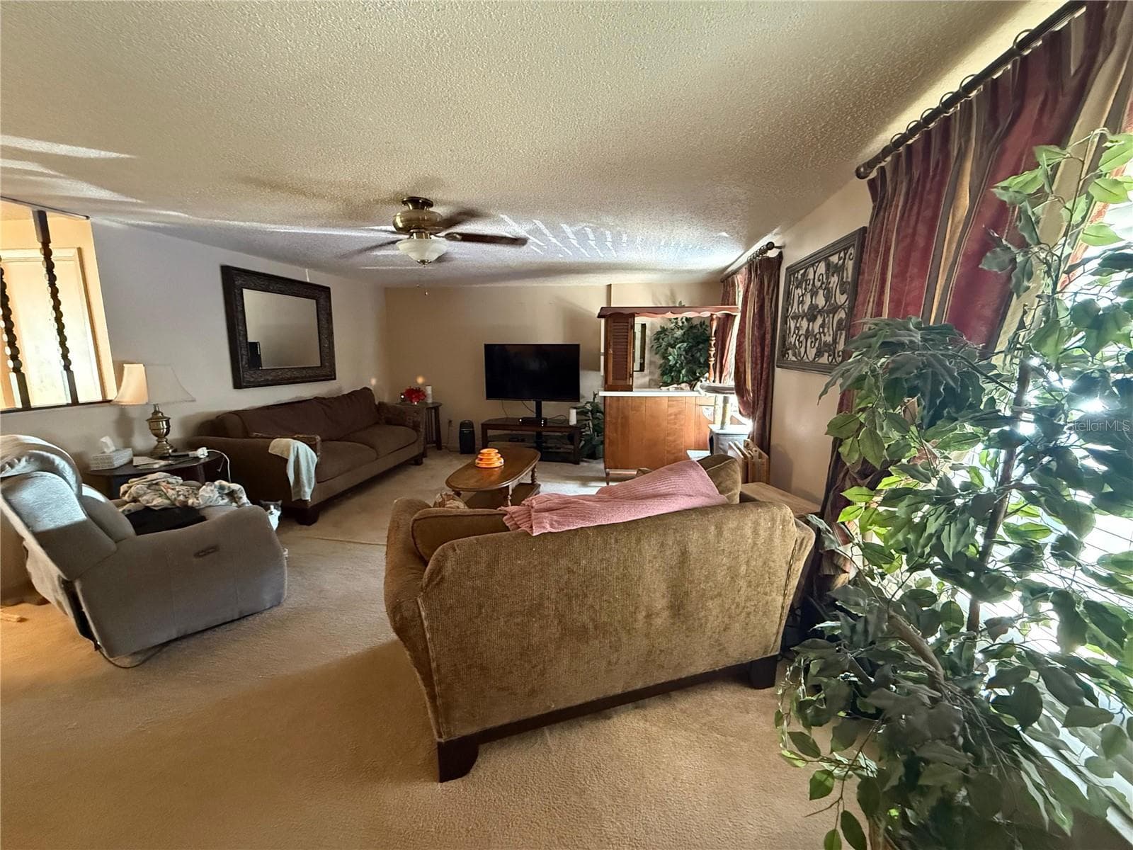 Single Family Residence at 9085 ARNDALE CIR, TAMPA, photo 10 of 20
