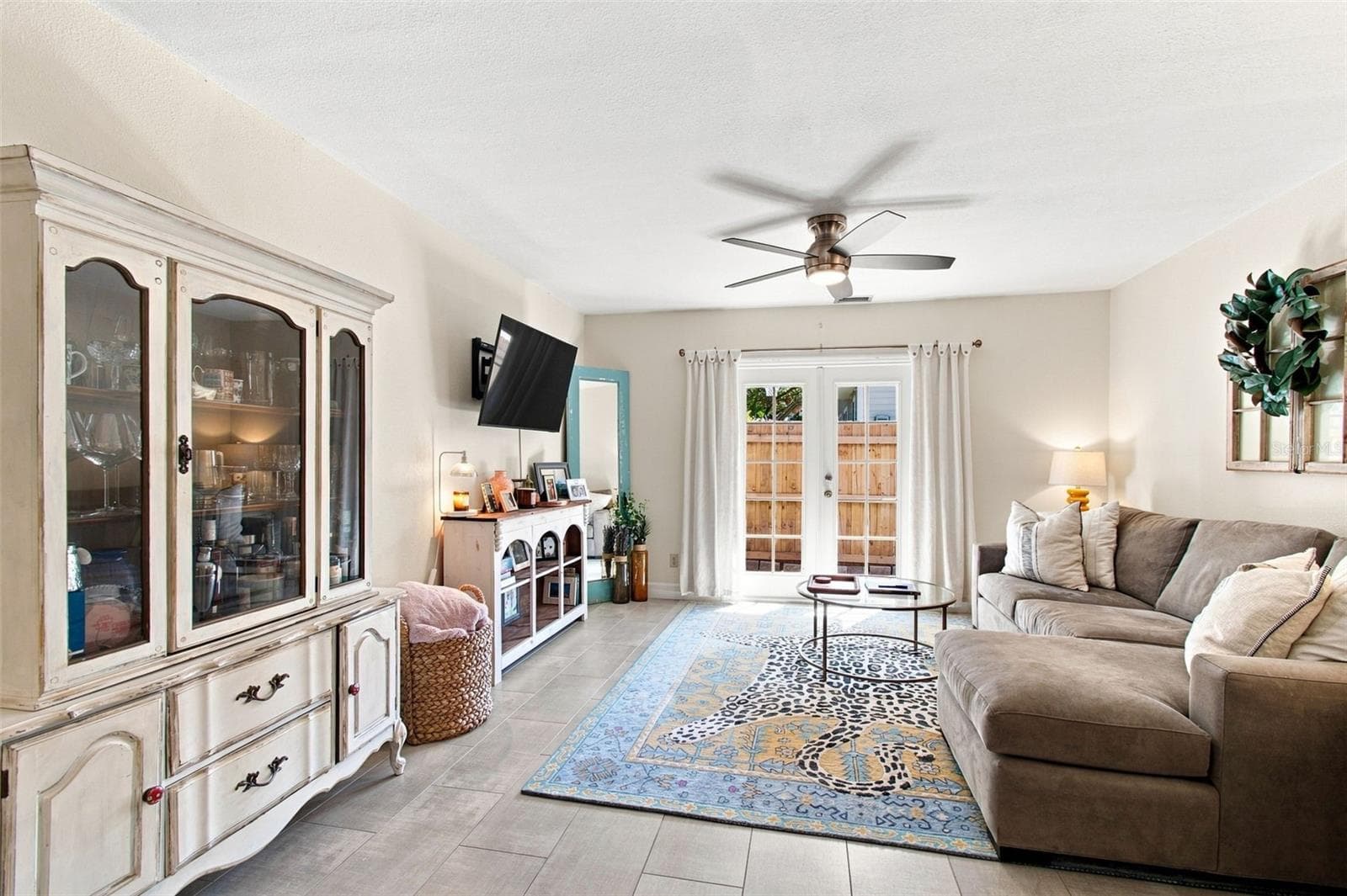 Townhouse at 506 S WILLOW AVE #13, TAMPA, photo 43 of 46