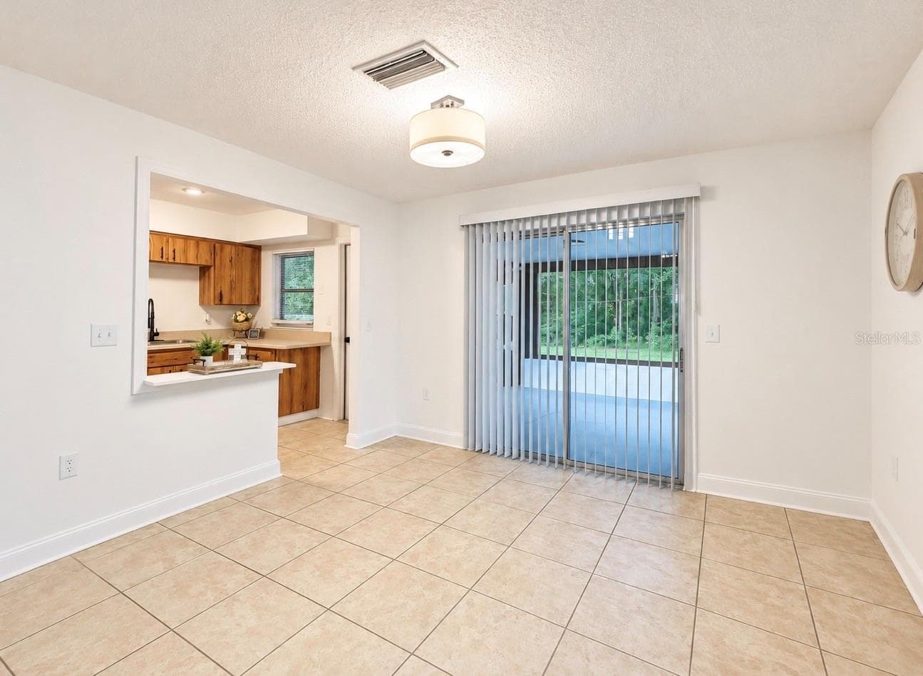 Single Family Residence at 14420 SW 43RD COURT RD, OCALA, photo 5 of 21