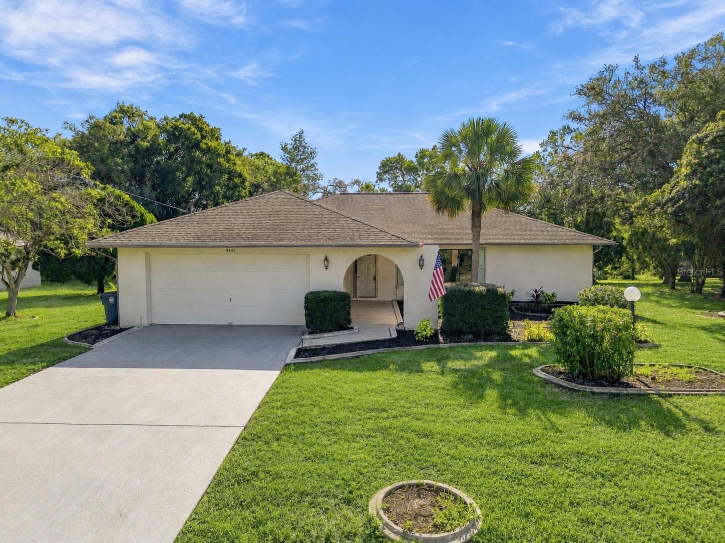 9403 HORIZON DR