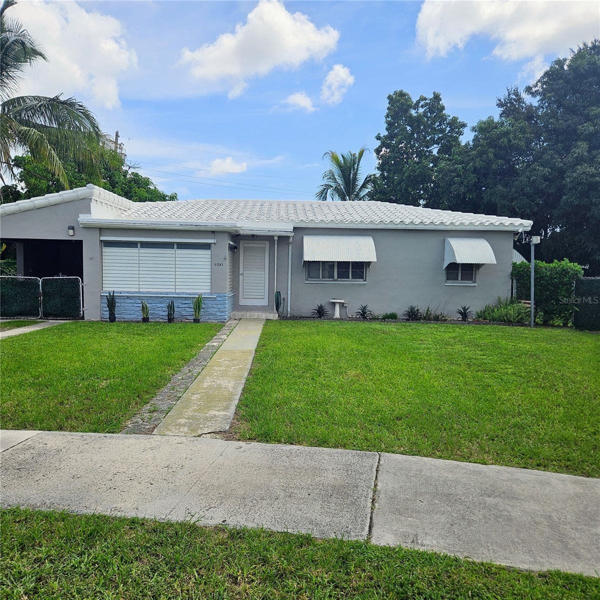 Single Family Residence at 1051 SW 72ND CT, MIAMI, photo 2 of 28