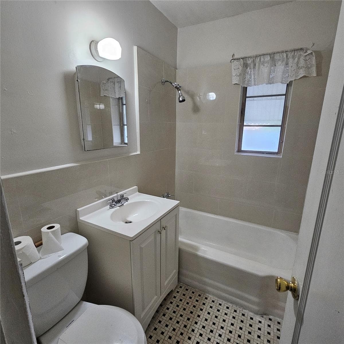 Single Family Residence at 1051 SW 72ND CT, MIAMI, photo 10 of 28