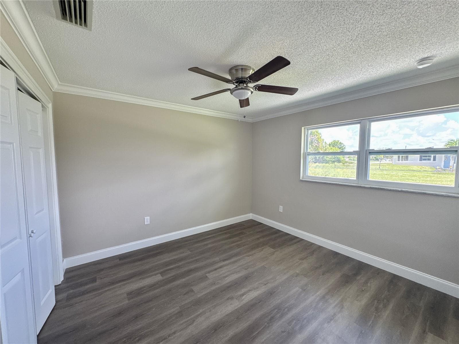 bed 2 - 322 READING ST NW, PORT CHARLOTTE