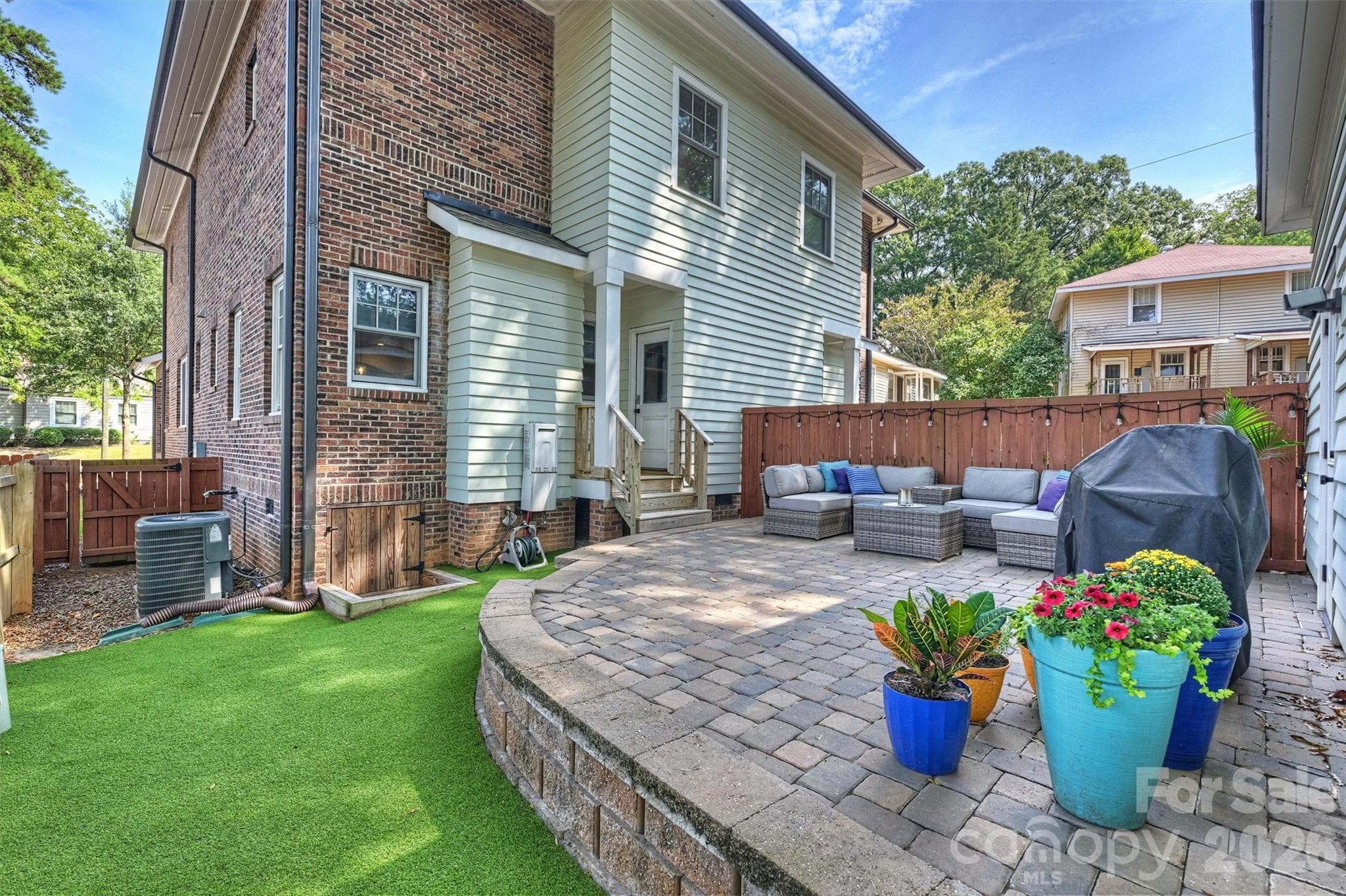 Condominium at 1514 Kensington Drive, Charlotte, photo 23 of 28