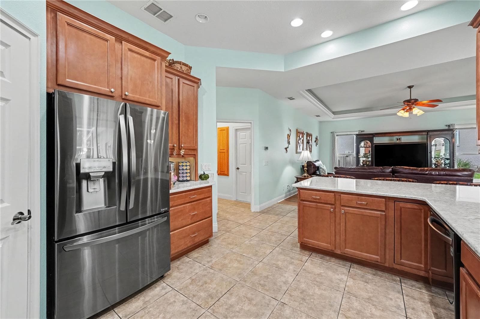 Single Family Residence at 745 OSPREY LANDING DR, LAKELAND, photo 33 of 54