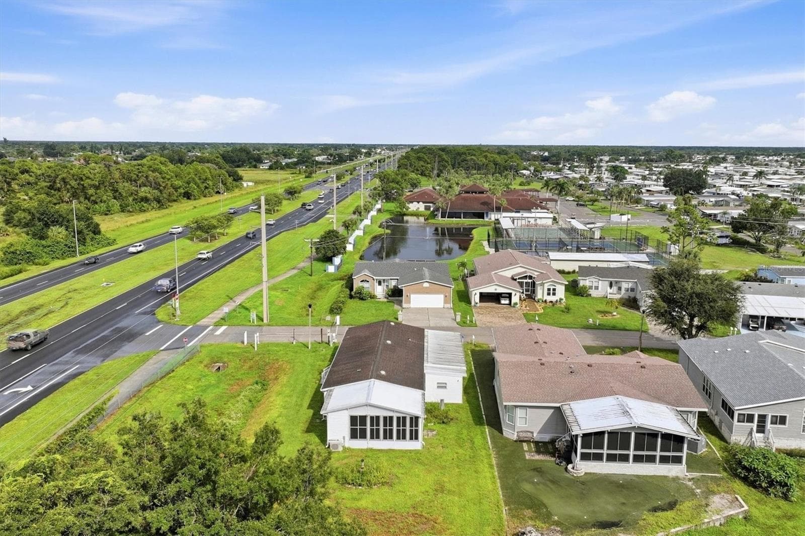 Manufactured Home at 583 PORTSIDE DR, NORTH PORT, photo 67 of 82