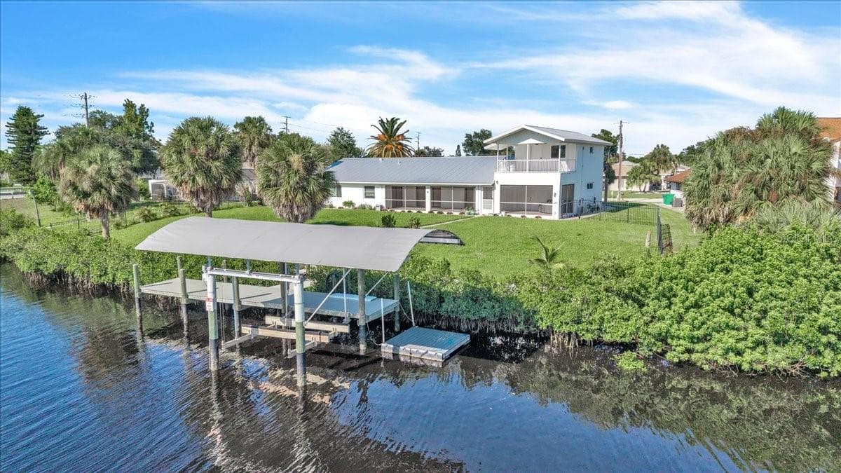 Single Family Residence at 795 S ELLICOTT CIR, PORT CHARLOTTE, photo 80 of 86