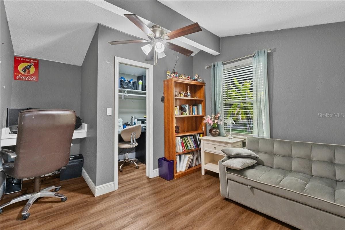 Manufactured Home at 306 AVENUE A WAHNETA E, WINTER HAVEN, photo 5 of 33