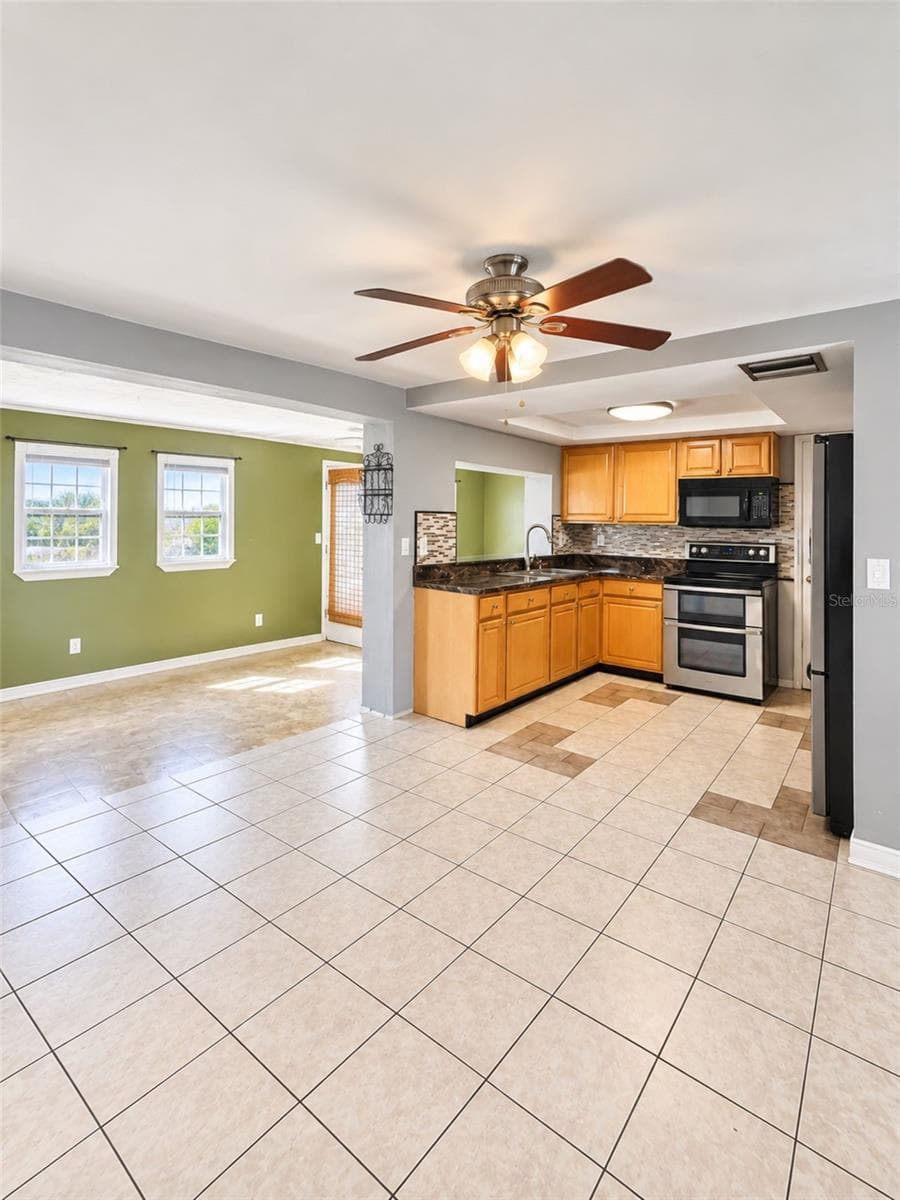 Single Family Residence at 3153 MOOG RD, HOLIDAY, photo 20 of 67