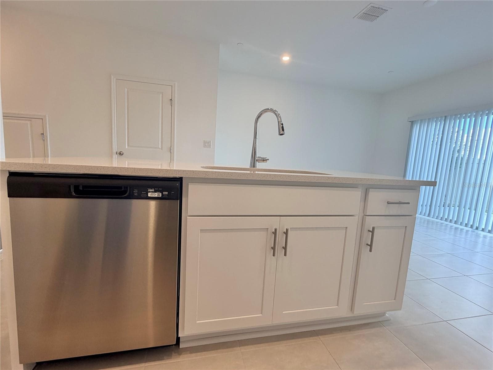 Townhouse at 2627 BALMERINO WAY, MOUNT DORA, photo 5 of 33