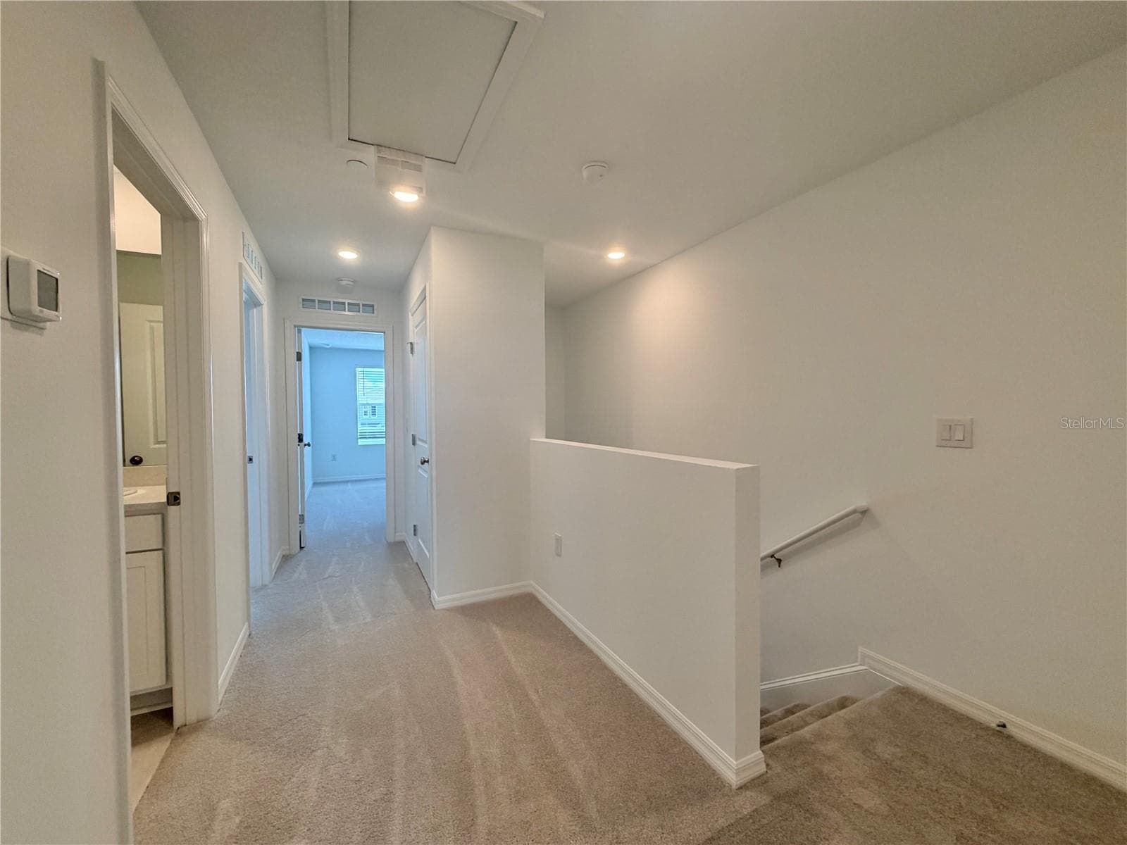 Upstairs hallway - 2627 BALMERINO WAY, MOUNT DORA