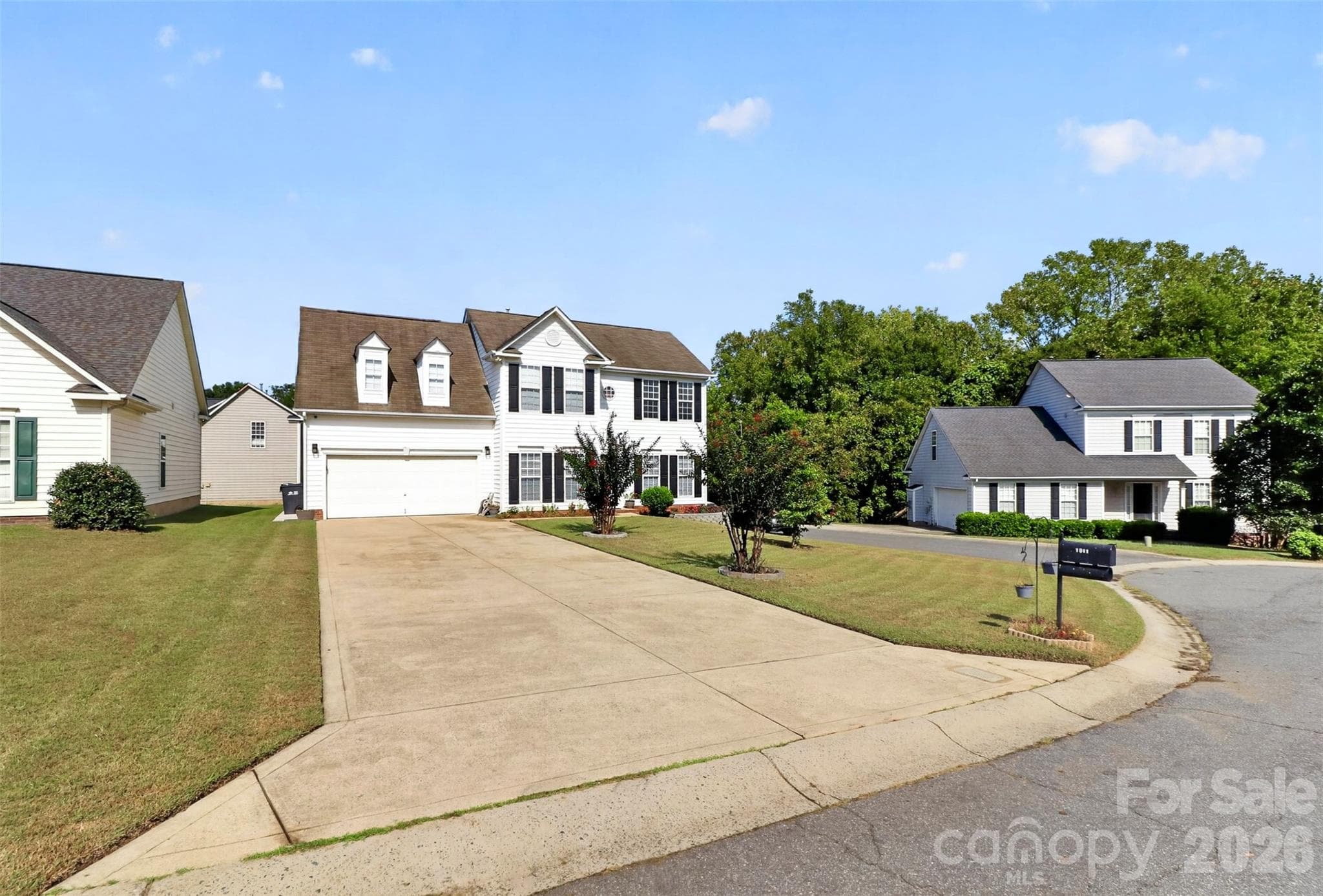 Single Family Residence at 1811 Jeffrey Bryan Drive, Charlotte, photo 6 of 45