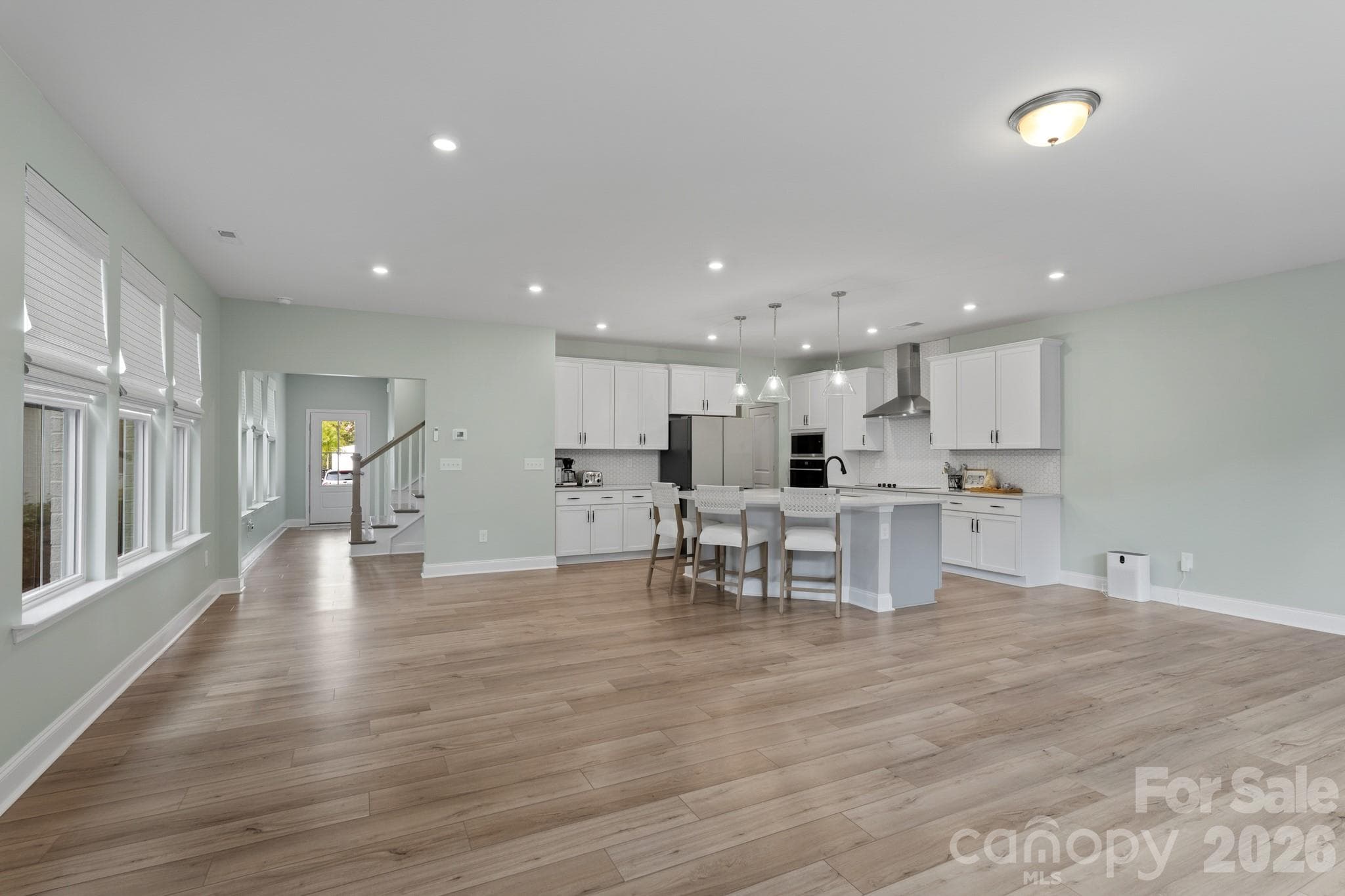 Townhouse at 6113 Mariemont Circle, Charlotte, photo 13 of 37