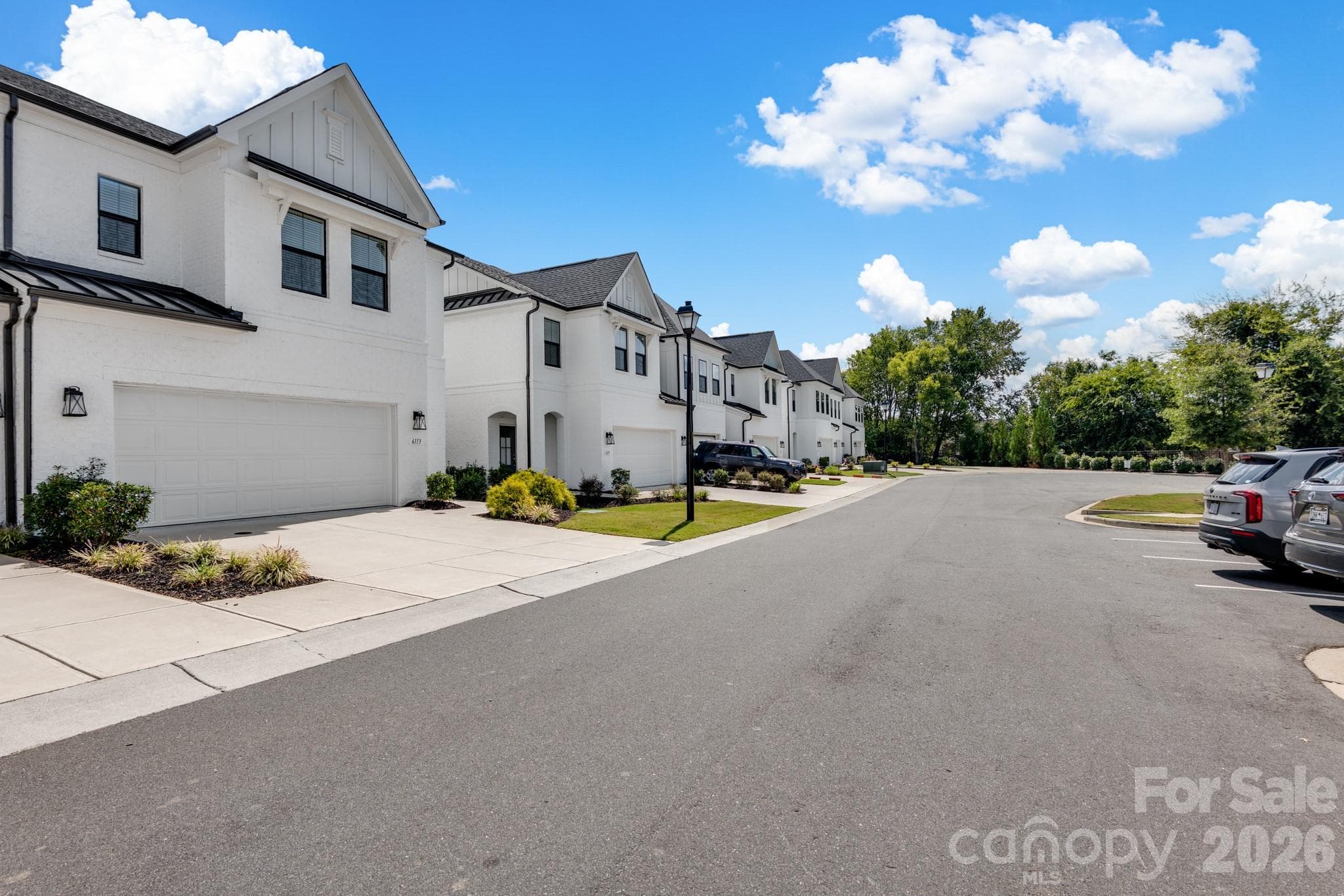 Townhouse at 6113 Mariemont Circle, Charlotte, photo 35 of 37