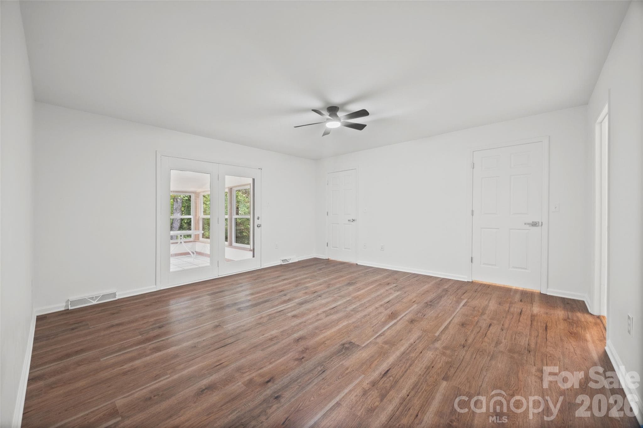 Single Family Residence at 281 Schoolside Drive, Rock Hill, photo 21 of 35