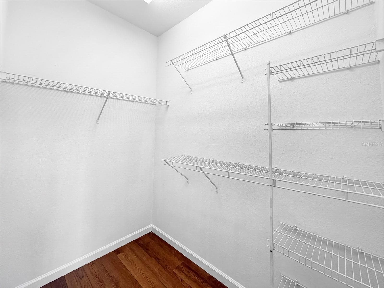 Primary Bedroom Closet. - 6434 CAVA ALTA DR #105, ORLANDO