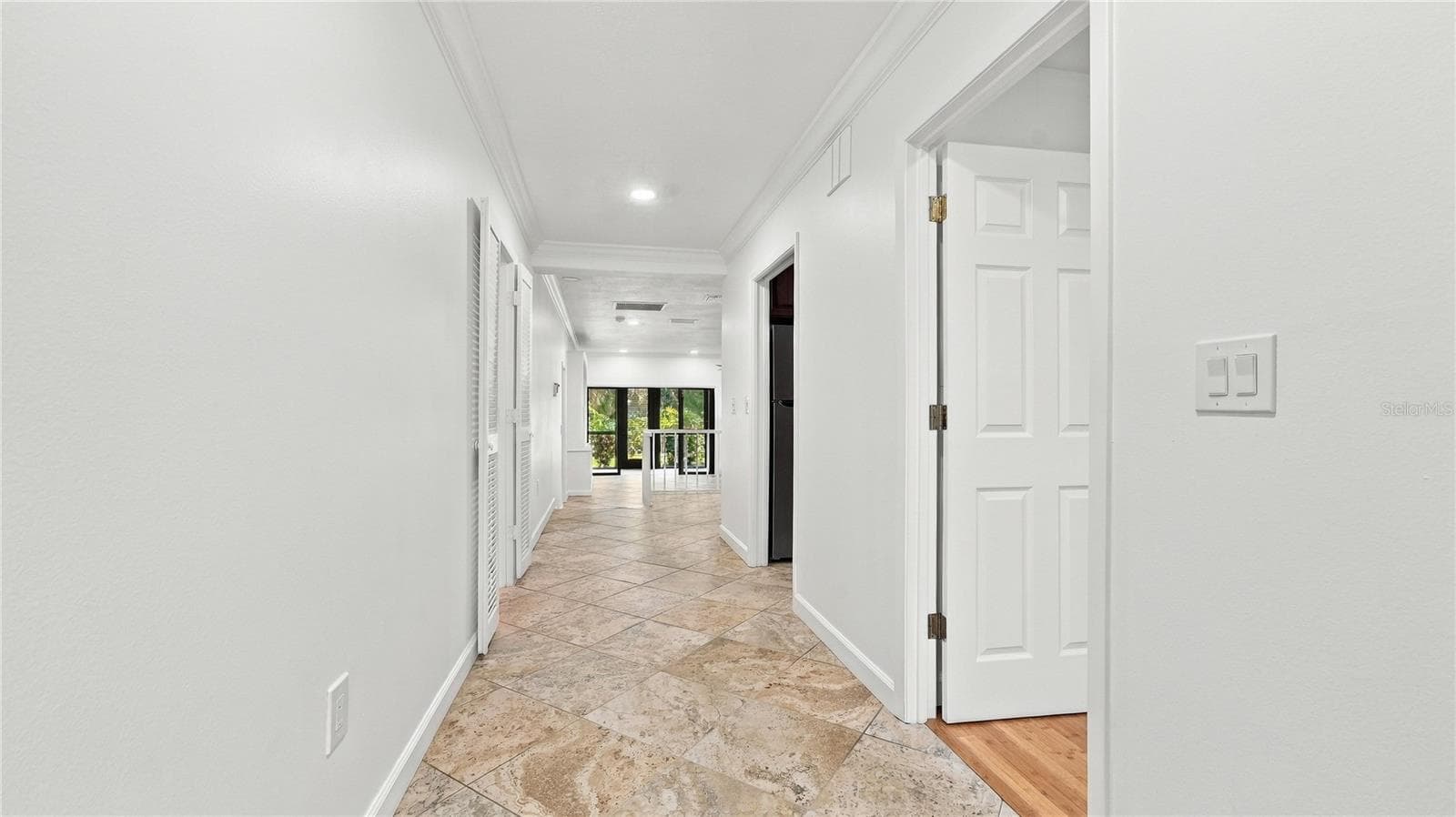 Foyer - 4802 KESTRAL PARK CIR #22, SARASOTA