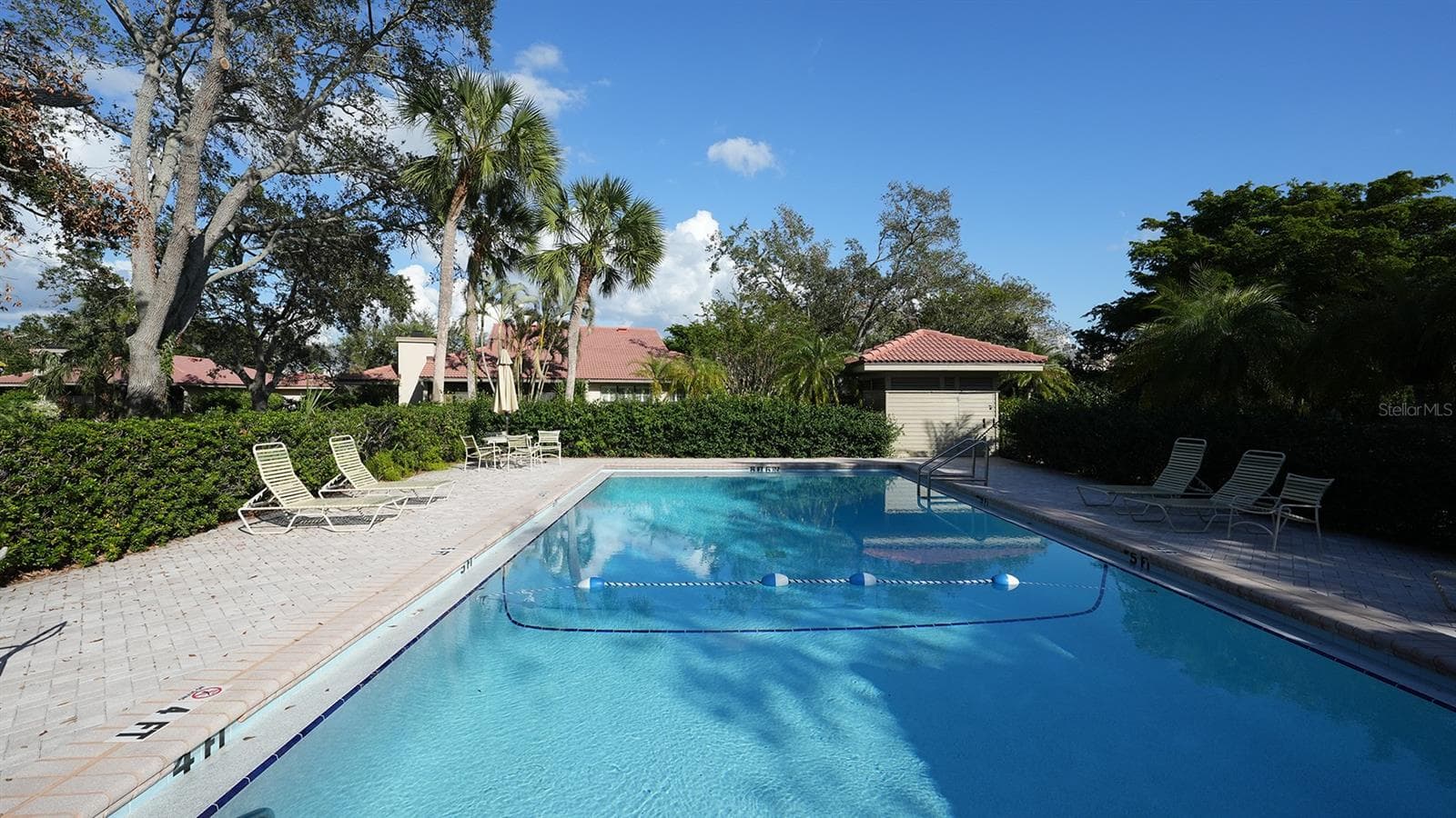 Carriage House Private Pool and Baths - 4802 KESTRAL PARK CIR #22, SARASOTA