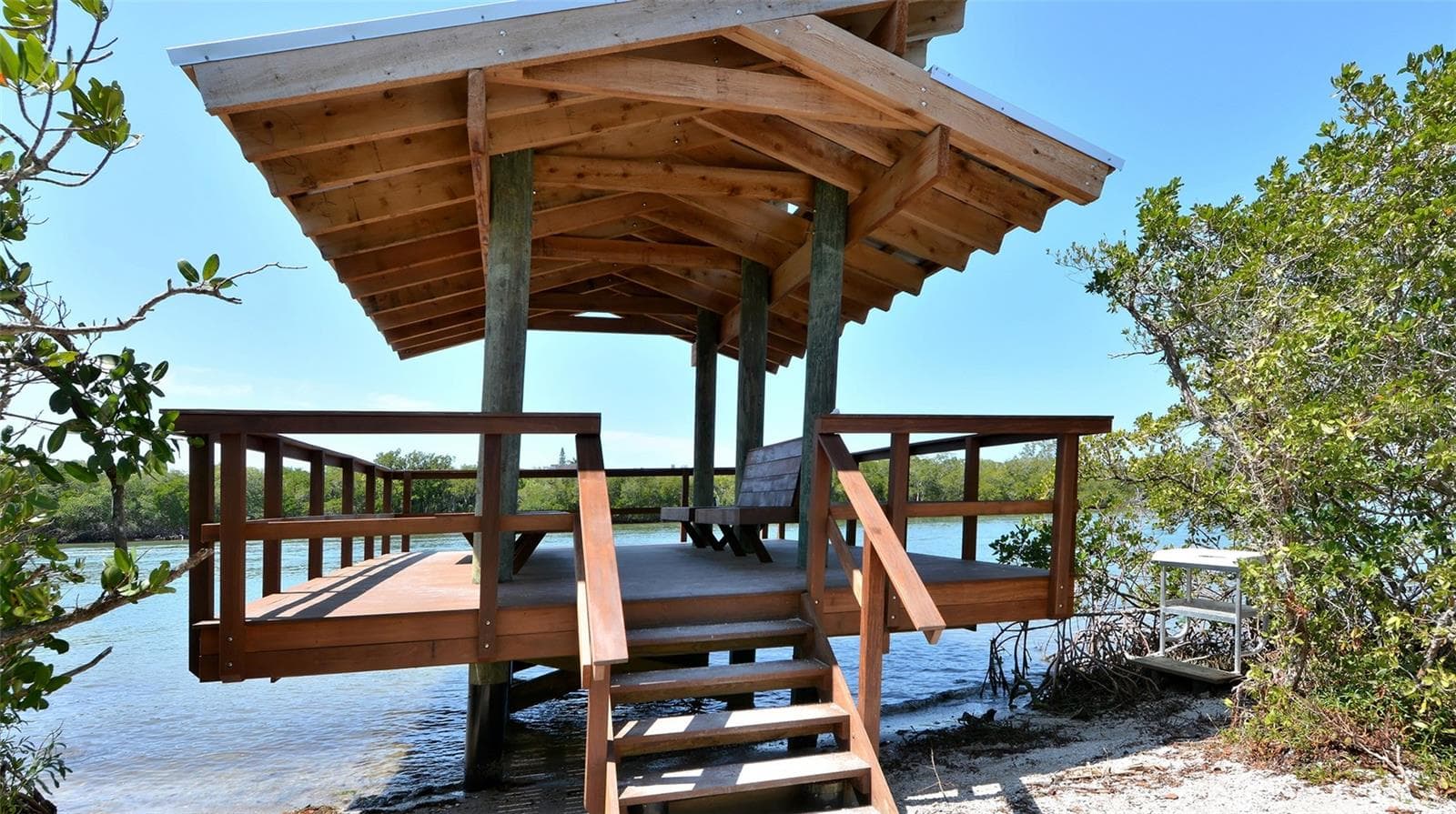 Community Fishing Pier - 4802 KESTRAL PARK CIR #22, SARASOTA