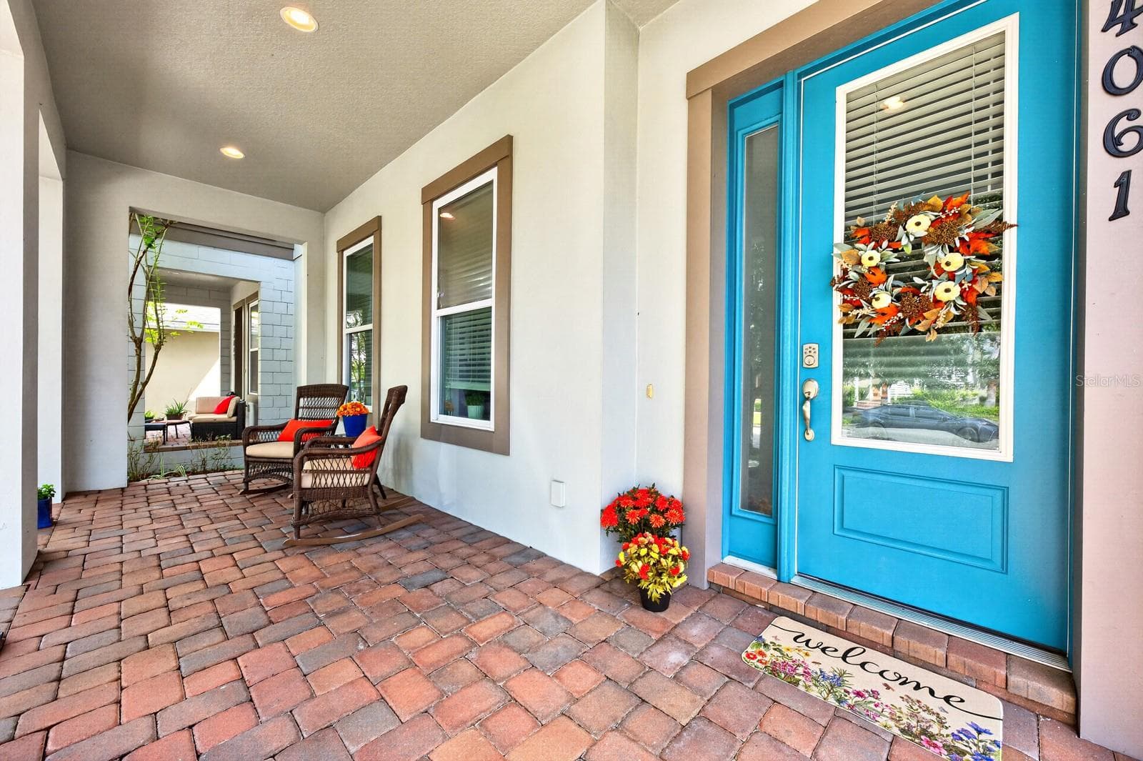 Charming covered front porch. - 14061 WALCOTT AVE, ORLANDO