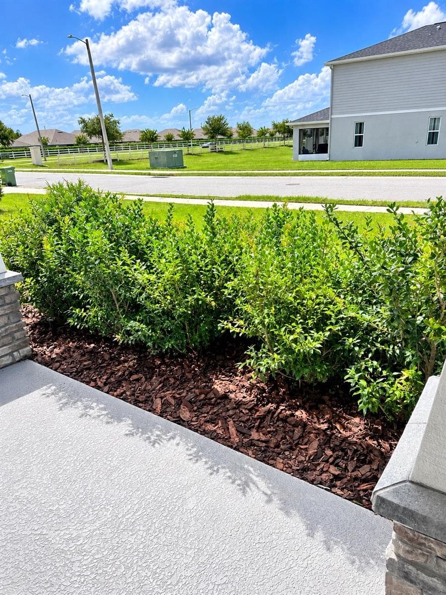 Single Family Residence at 824 VIENNA DR, WINTER HAVEN, photo 5 of 26