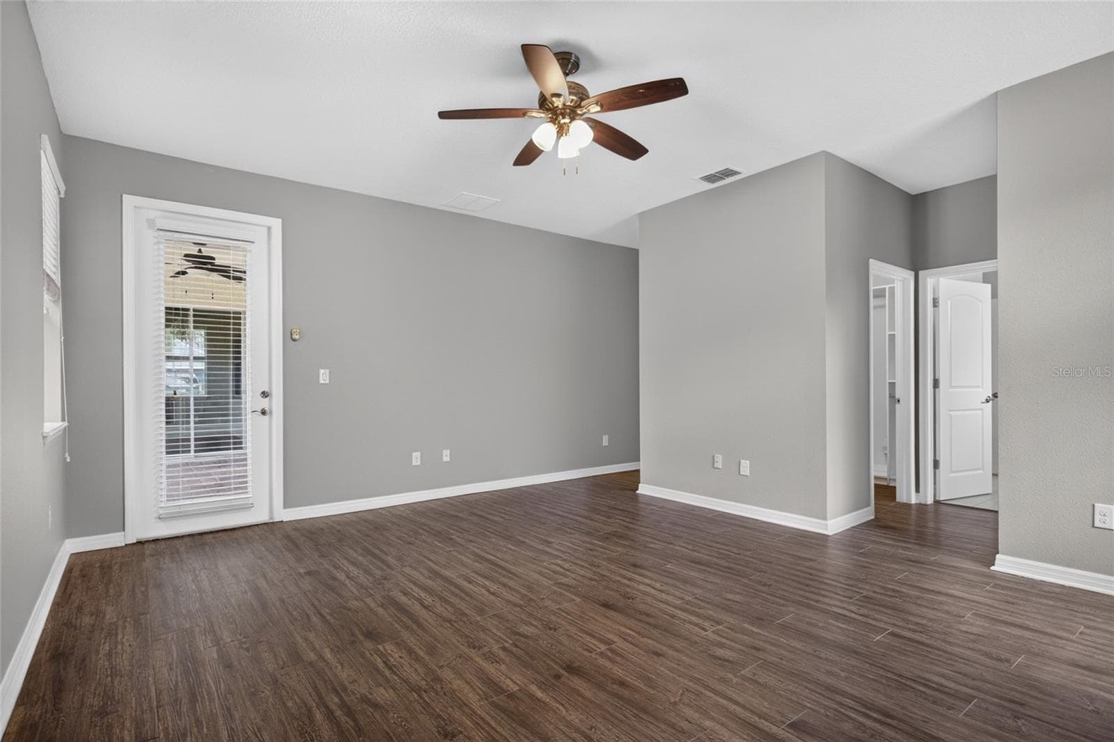 Single Family Residence at 15718 STARLING DALE LN, LITHIA, photo 24 of 47