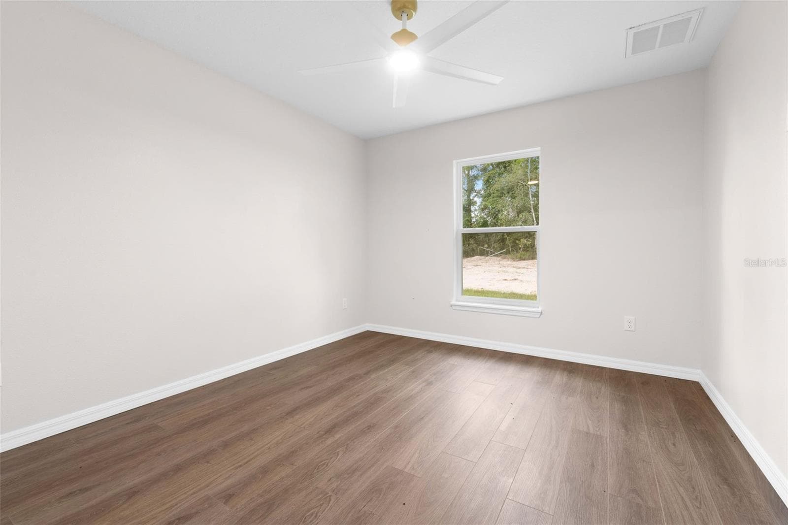 Single Family Residence at 13475 CANYON SWALLOW RD, WEEKI WACHEE, photo 36 of 44