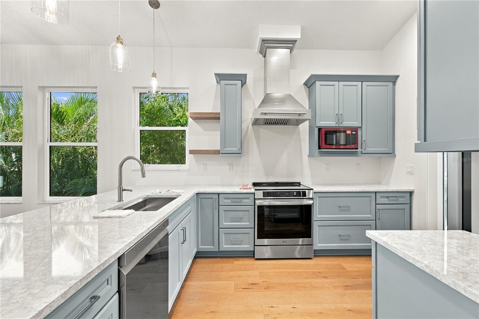 Single Family Residence at 316 INDIANA AVE, CRYSTAL BEACH, photo 16 of 60