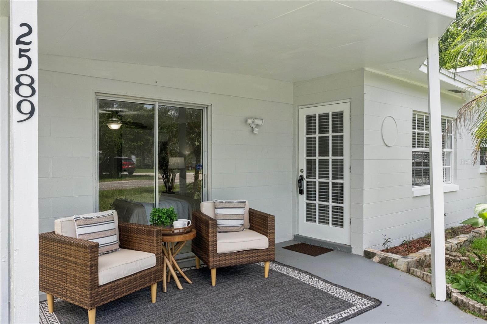 Single Family Residence at 2589 JANS WAY, ALTAMONTE SPRINGS, photo 2 of 32