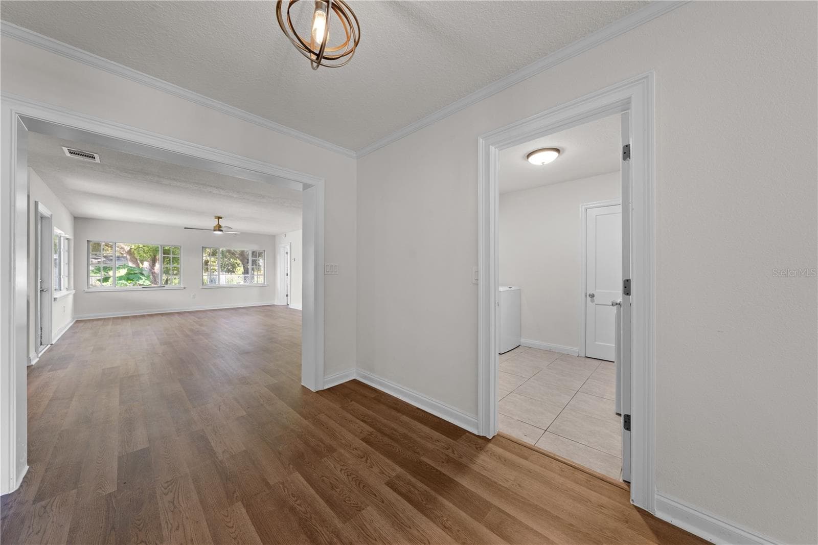 Single Family Residence at 406 E DRURY AVE, KISSIMMEE, photo 7 of 59