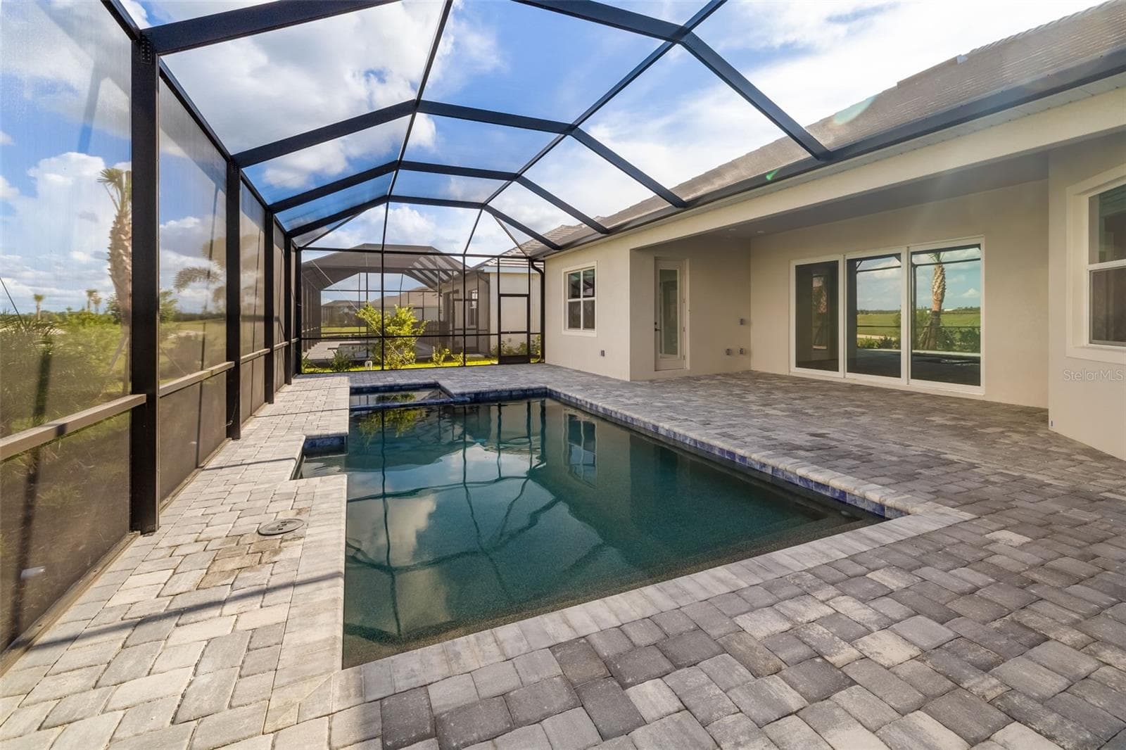 Single Family Residence at 5613 LIGHTNING WHELK LN, LAKEWOOD RANCH, photo 36 of 54