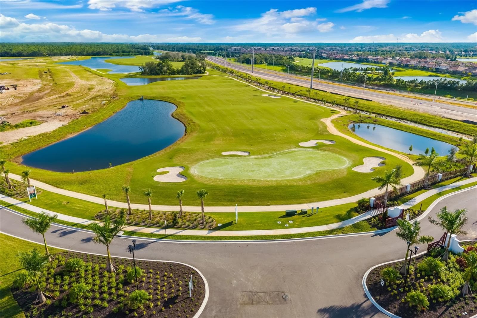 Single Family Residence at 5613 LIGHTNING WHELK LN, LAKEWOOD RANCH, photo 47 of 54