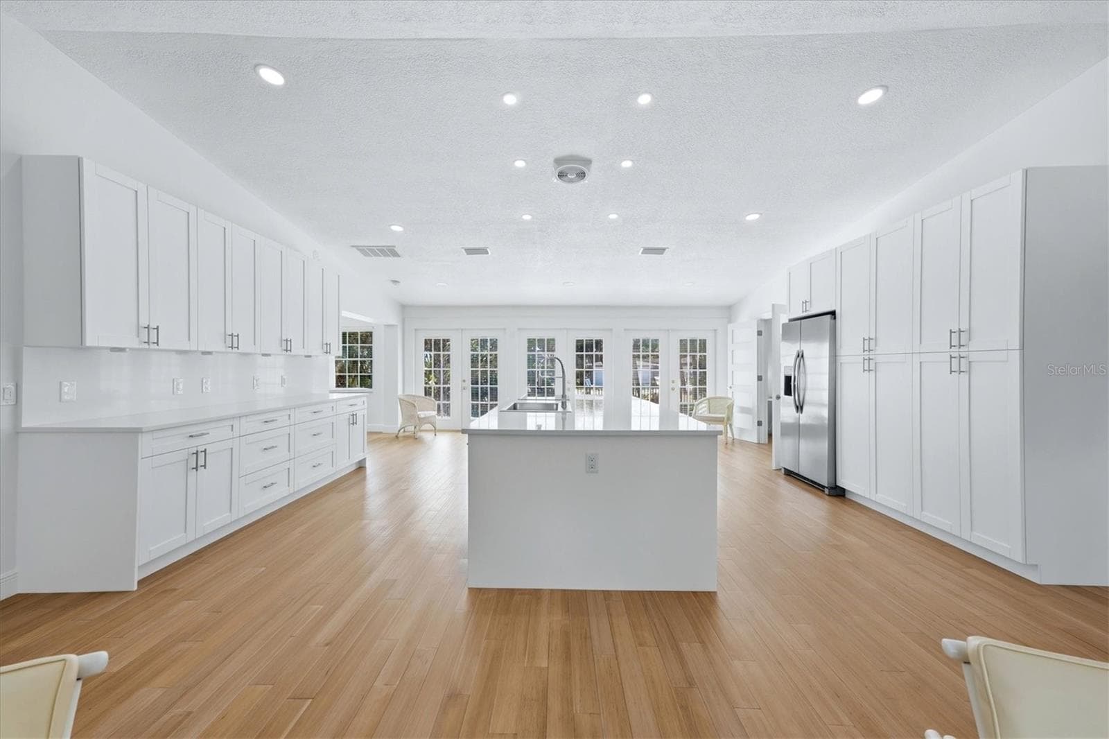 Single Family Residence at 3050 N BEACH RD, ENGLEWOOD, photo 11 of 52